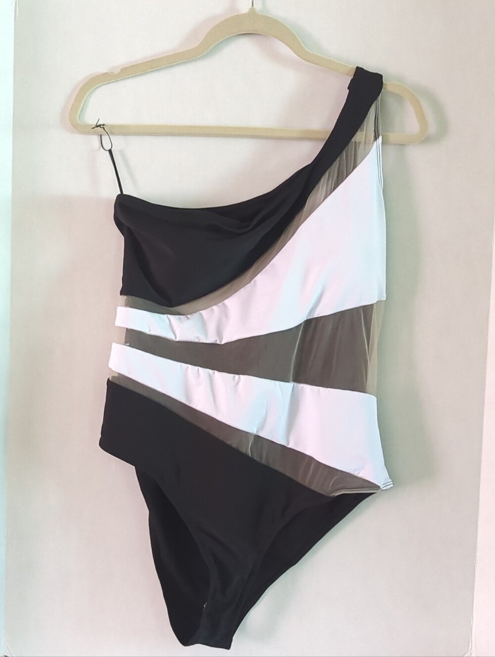 Swmmer Liket Black White w Tan Mesh One Shoulder Swimsuit Size XL NWT